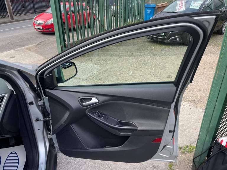 2014 Ford Focus 1.6 TDCi 115 Zetec 5dr HATCHBACK Diesel Manual