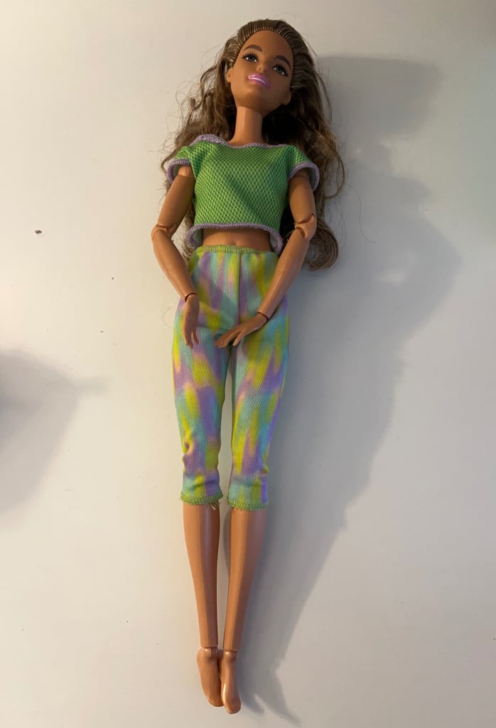 Barbie portable house and dolls bundle