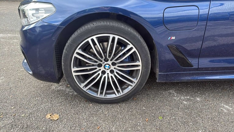 2019 BMW 5 Series 530e M Sport 4dr Auto Saloon Plug-In Hy Automatic
