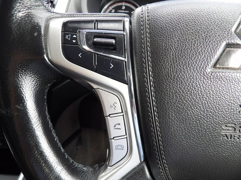 2020 Mitsubishi L200 Double Cab DI-D 150 Warrior 4WD PICK UP DIESEL Manual