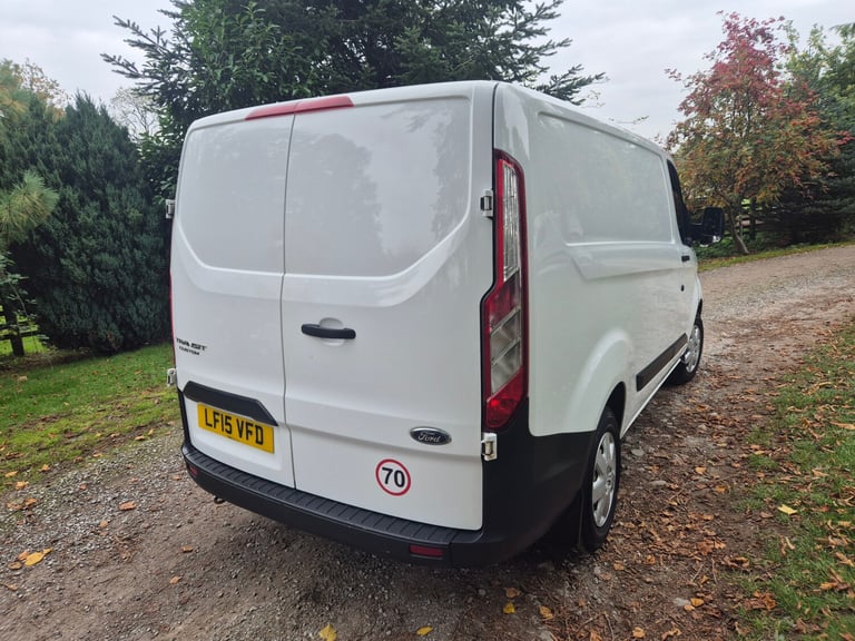 2015 Ford Transit Custom 2.2 TDCi 100ps Low Roof Van PANEL VAN Diesel Manual