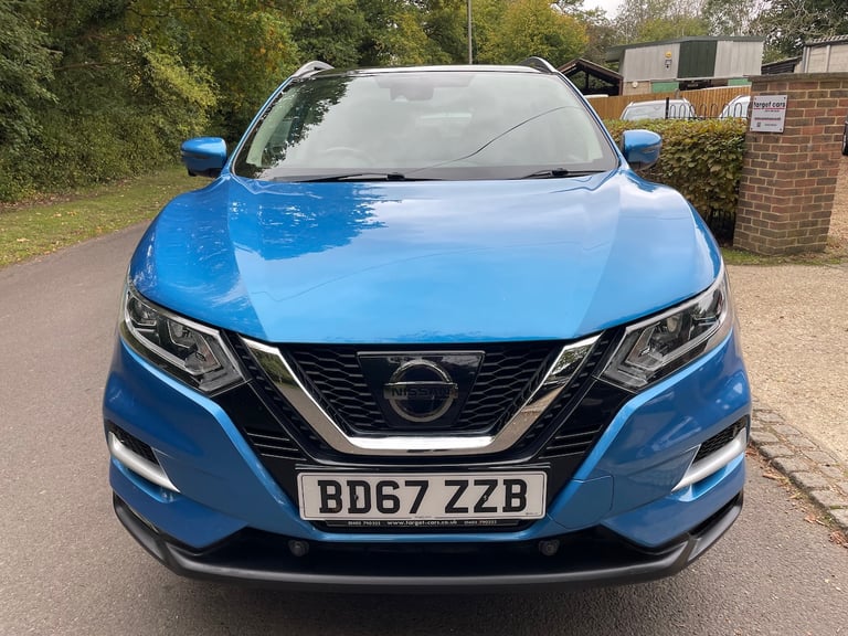 2017 Nissan Qashqai 1.2DiG-T N-Connecta 5 Door Petrol Suv In Blue - Euro 6 HATCHBACK Petrol Manual