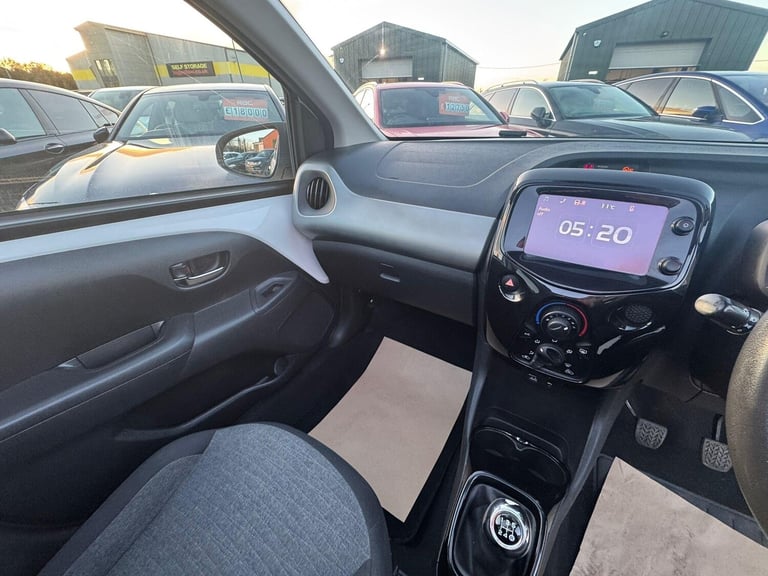 2014 Citroen C1 1.0 VTi Flair Airscape Euro 5 (s/s) 5dr (Euro 5) HATCHBACK Petrol Manual