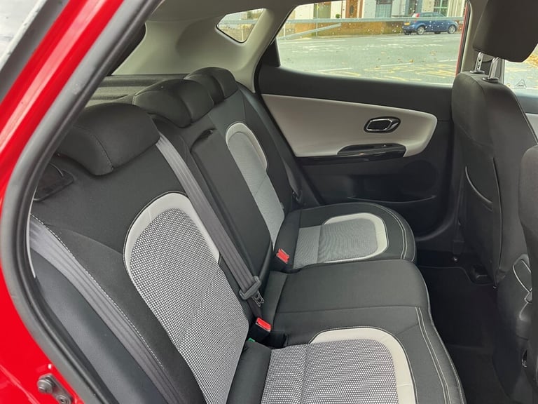 2014 Kia Ceed 1.6 CRDi 3 EcoDynamics 5dr HATCHBACK DIESEL Manual