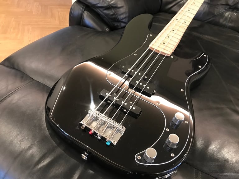 Squier Affinity Precision Bass Guitar PJ MN, Black, good condition, set up 