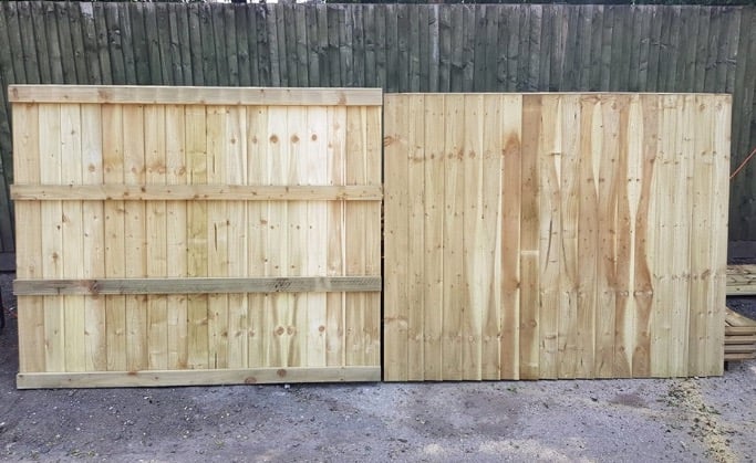 FENCE PANELS OVERLAP WANEYLAP VERTICAL FEATHER EDGE RAILWAY SLEEPERS FENCE POSTS STOCKPORT