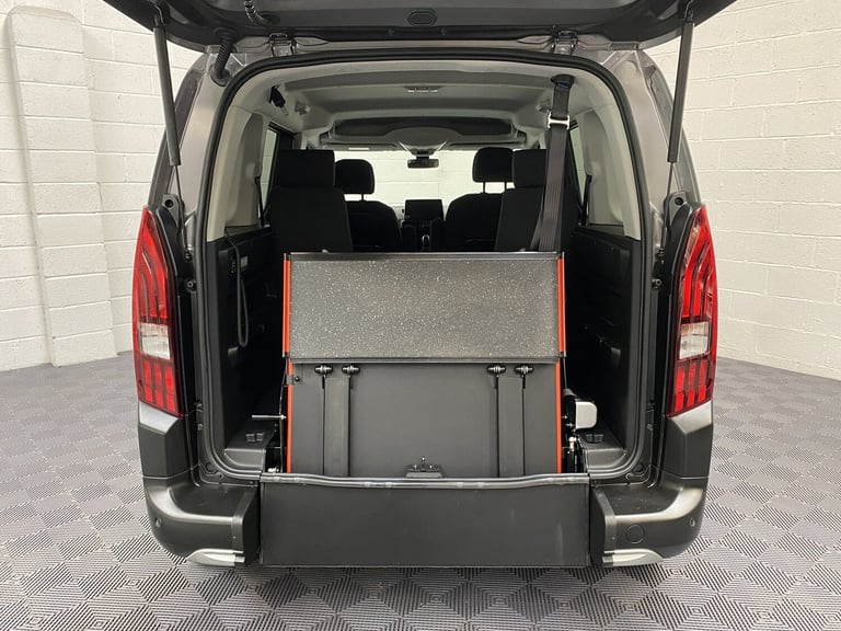2020 20 Peugeot Rifter Allure 1.5 HDi 4 x SEAT WHEELCHAIR ACCESSIBLE VEHICLE WAV