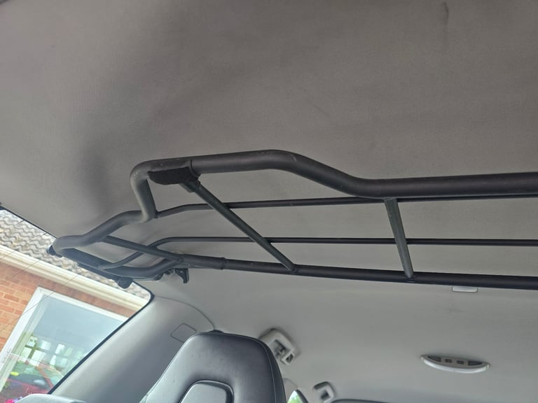 Genuine Volvo V70 dog guard and divider