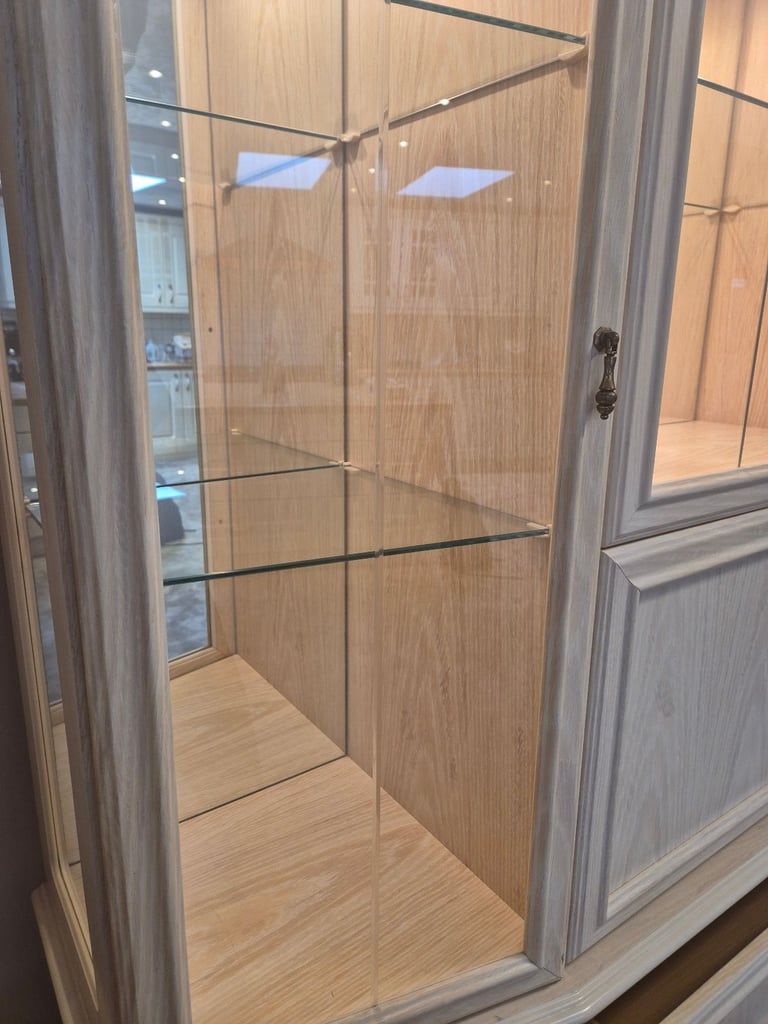 G Plan Limed Oak Large Display Mirrored Cabinet in limed oak with lighting and glass doors.