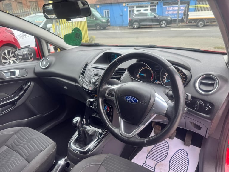 2014 Ford Fiesta 1.25 Zetec Euro 5 5dr HATCHBACK Petrol Manual