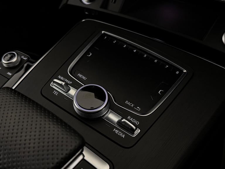  Audi Q5 2.0 TDI 40 Black Edition S Tronic quattro Euro 6 (s/s) 5dr Diesel Automatic