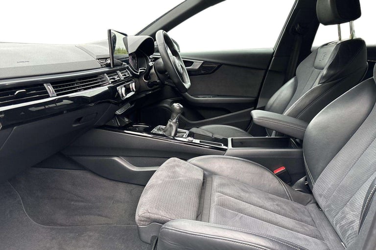 2022 Audi A4 35 TFSI Black Edition 4dr SALOON PETROL Manual