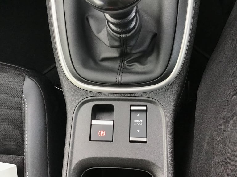 2024 Jeep Avenger Summit 1.2 100hp Mt HATCHBACK Petrol Manual