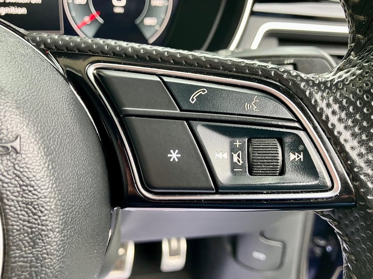 AUDI A4 2.0 TDI 30 Black Edition 2019