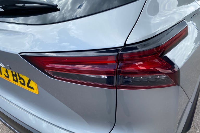 2023 Nissan Qashqai 1.3 DiG-T MH Tekna 5dr Hatchback Petrol Manual