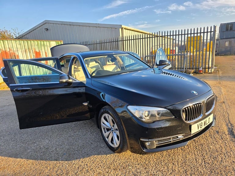 2013 BMW 7 Series 4.4 750Li V8 SE Auto Euro 5 (s/s) 4dr Saloon Petrol Automatic