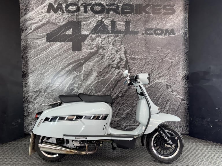 image for ROYAL ALLOY GP 200 LC 2020