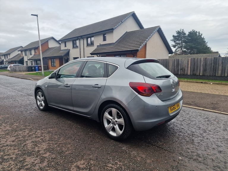 Vauxhall, ASTRA, Hatchback, 2010, automatic 1598 (cc), 5 doors