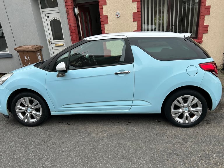 Citroen, DS3, Hatchback, 2010, Manual, 1598 (cc), 3 doors