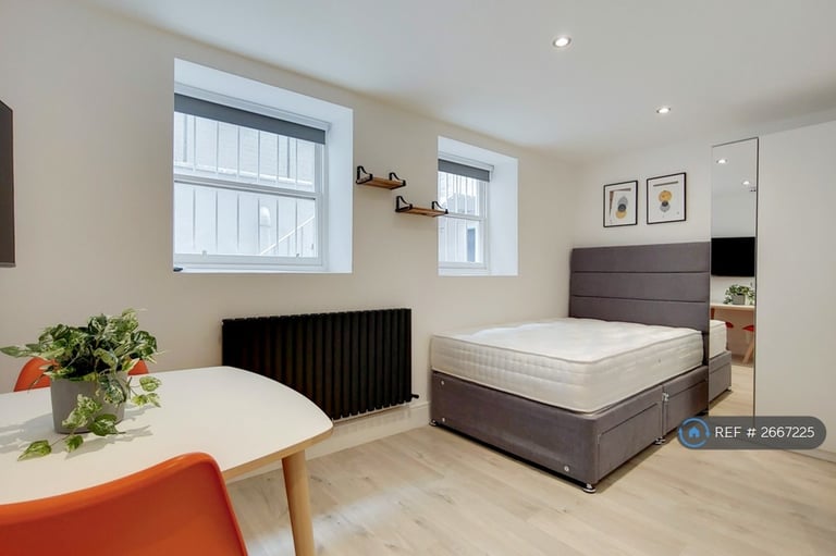 Studio flat in Gloucester Place, London, NW1 (#2667225)