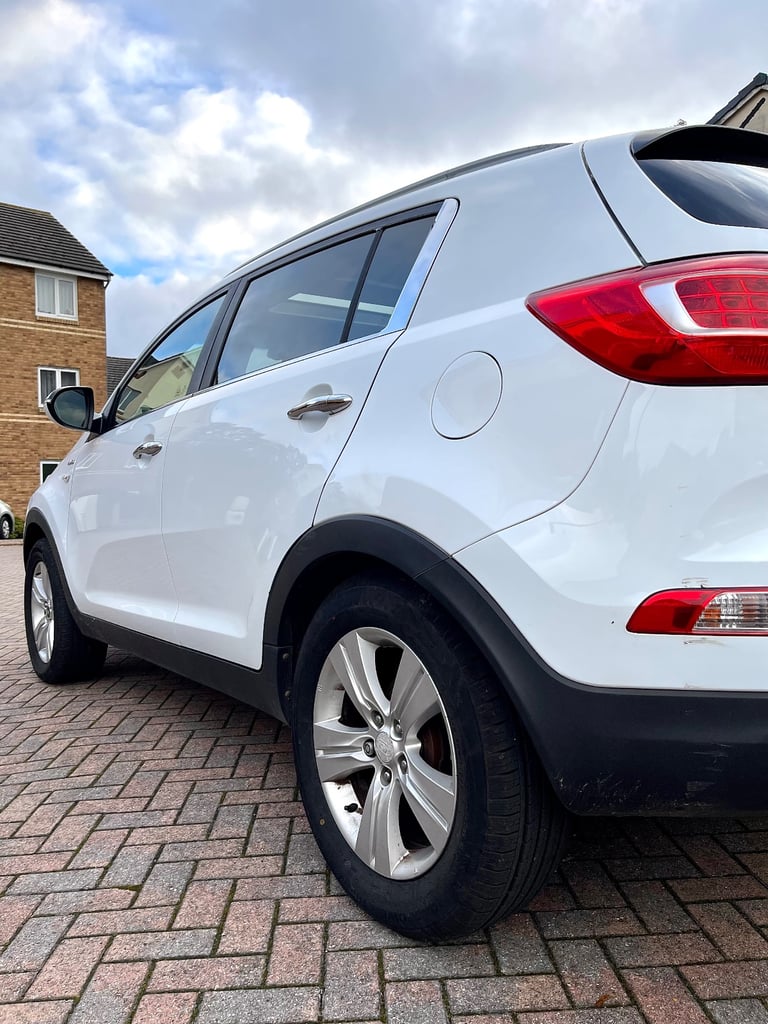 AUTOMATIC! 2013 KIA SPORTAGE KX-2 2.0 CRDI AUTO DIESEL 4X4 SUV WHITE