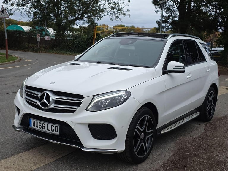 MERCEDES-BENZ GLE CLASS 3.0 GLE350d V6 AMG Line (Premium) G-Tronic 4MATIC Euro