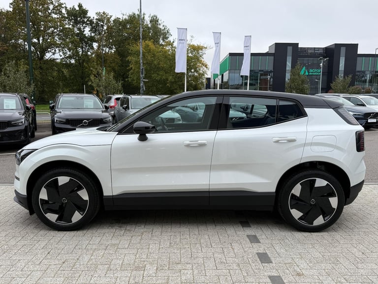 2025 Volvo EX30 Single Motor Extended Range 69kWh Plus SUV 5dr Electric Auto (272 ps) ESTATE Elec...