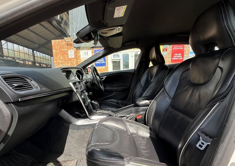 2015 Volvo V40 1.6 D2 R-Design Powershift Euro 5 (s/s) 5dr Diesel