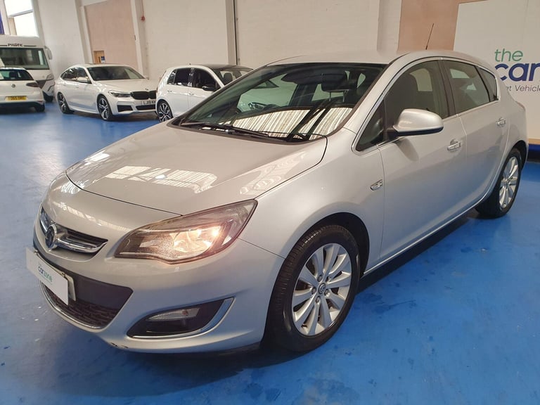 2012 Vauxhall Astra 2.0 CDTi 16V ecoFLEX SE [165] 5dr HATCHBACK DIESEL Manual