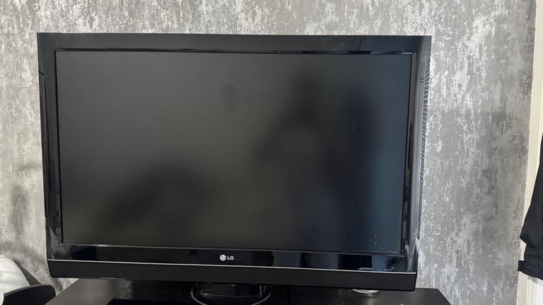 50 inch LG tv 