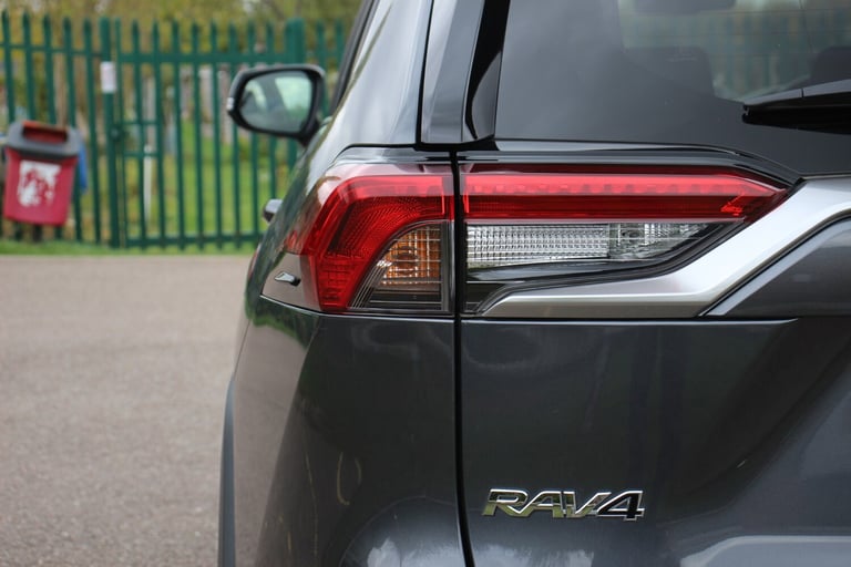 2021 Toyota RAV4 2.5 VVT-i Hybrid Icon 5dr CVT 2WD ESTATE Petrol/Electric Hybrid Automatic