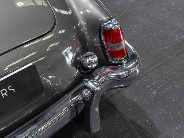 2017 Mercedes-Benz 190 SL Petrol Manual