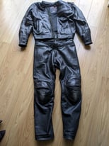 RST leather jacket (42) and trousers (32)