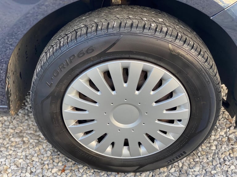 2016 Volkswagen Caddy DOUBLE BED—STOVE—AWNING—CRUISE PANEL VAN Diesel Manual