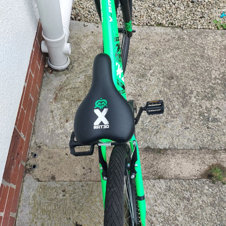 Kids bright green, X-Rated Exile mountain bike