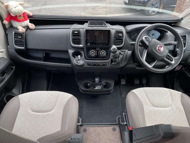 Auto-Trail V-Line 610 Sport - 2024 - Rear Lounge - Motorhome For Sale