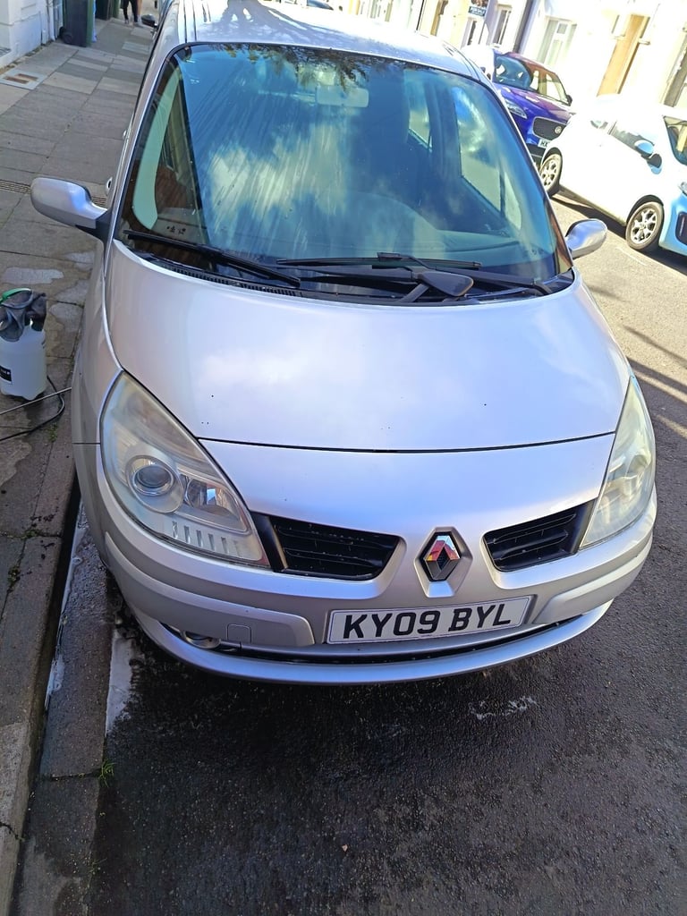 Renault Scenic 1.6 Dynamique MPV 2009 Manual 5 doors