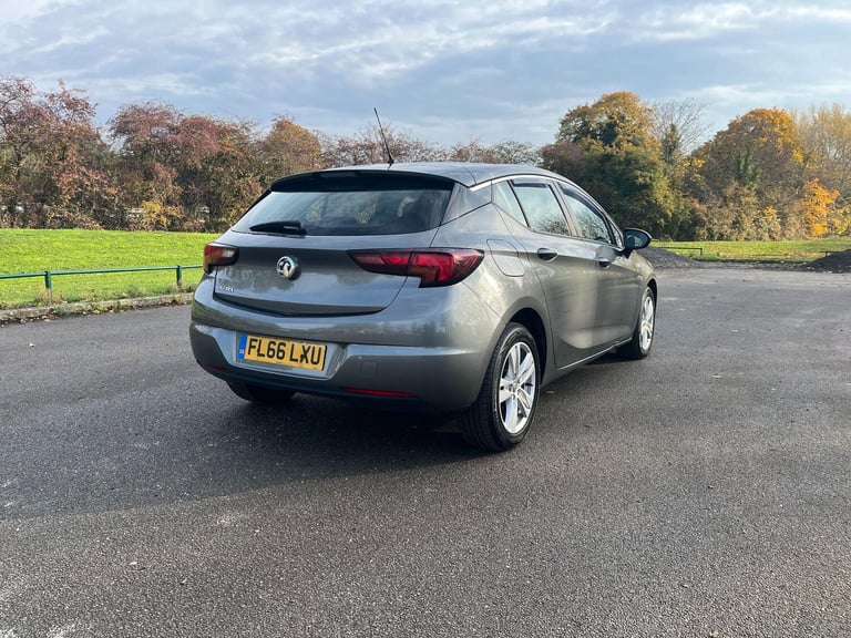 2016 Vauxhall Astra 1.6 CDTi ecoFLEX Design Euro 6 (s/s) 5dr Hatchback Diesel Manual