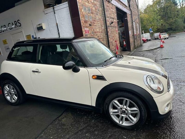 MINI Hatch 1.6 Cooper Hatchback 3dr Petrol Manual Euro 5 (s/s) (122 ps)