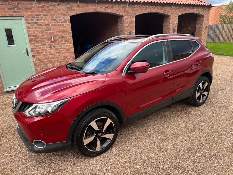 image for Nissan, QASHQAI, Hatchback, 2016, Manual, 1461 (cc), 5 doors