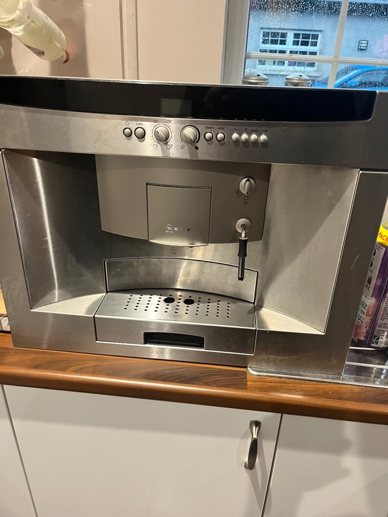 Integrated coffee machine 
