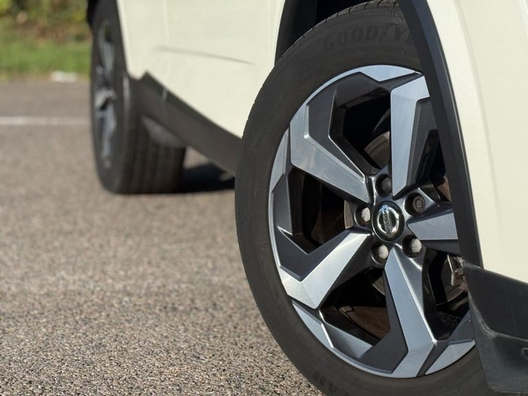 2021 Nissan Qashqai 1.3 DiG-T MH 158 N-Connecta 5dr 4WD Xtronic HATCHBACK PETROL Automatic