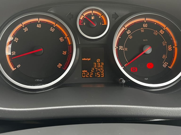 2014 Vauxhall Corsa 1.4 16V SE Hatchback 5dr Petrol Manual Wide Ratio Euro 5 (100 ps) Hatchback P...