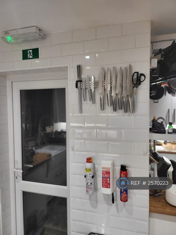 1 bedroom in Ashburnham Gardens, Harrow, HA1 (#2570223)