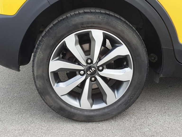 2020 Kia Stonic 1.0T GDi 99 2 5dr Estate Petrol Manual