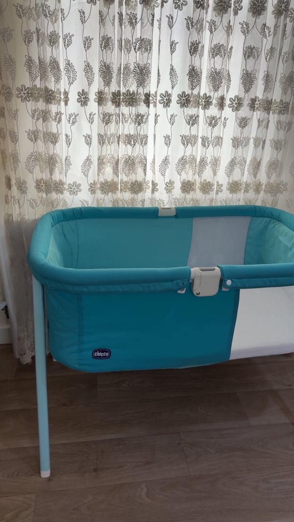 baby crib bed