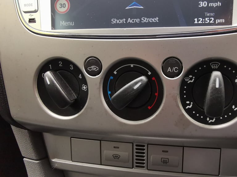 2009 Ford Focus 1.8 Zetec S 5dr HATCHBACK Petrol Manual