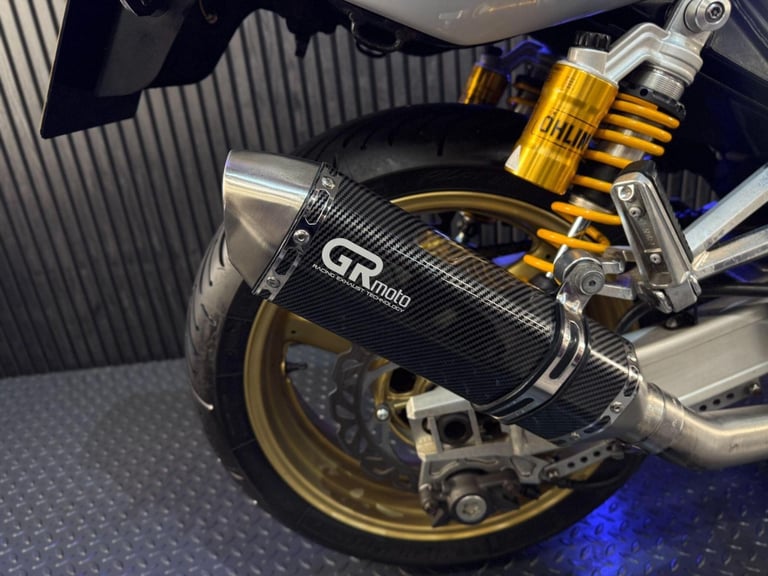2009 Yamaha XJR1300 09