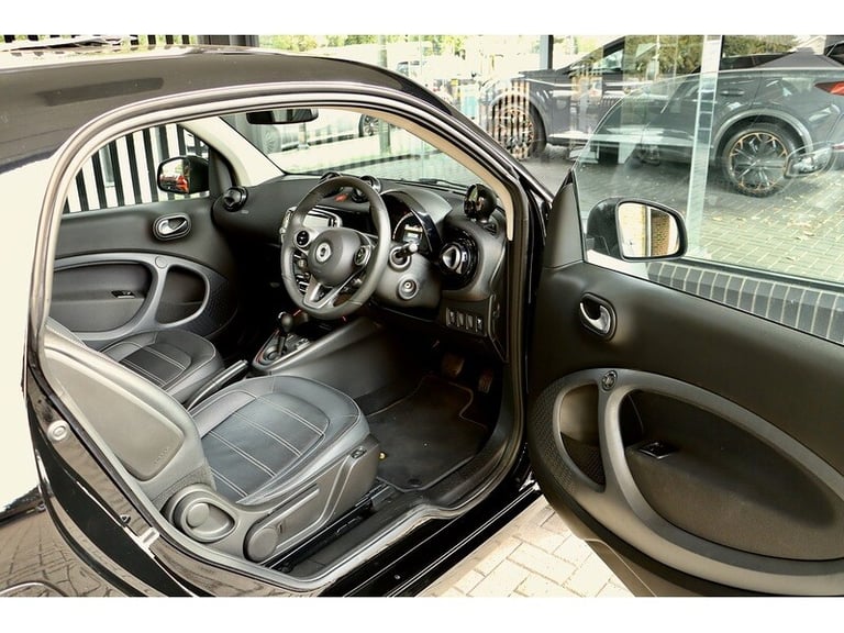 2022 smart fortwo 17.6kWh Prime Exclusive Coupe 2dr Electric Auto (22kW Charger) (82 ps) Coupe El...