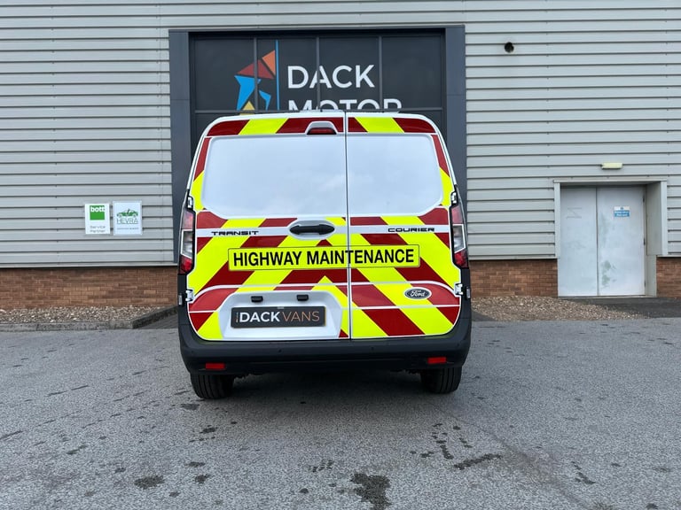 75 Reg Ford Transit Courier 1.5 Trend Euro 6, Utility, Civils Site Van, Air-Con